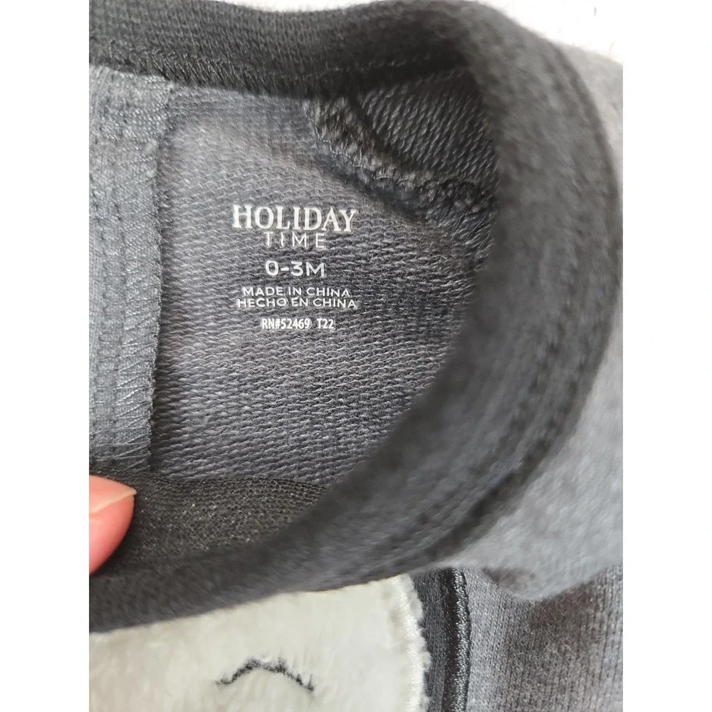 Holiday Time Baby Penguin Romper 0–3 Months Gray Long Sleeve Christmas‎ Outfit
